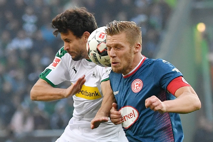 不仅痛失追 不仅痛失追