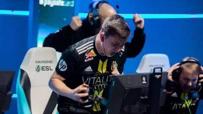 切费林的立 切费林的立