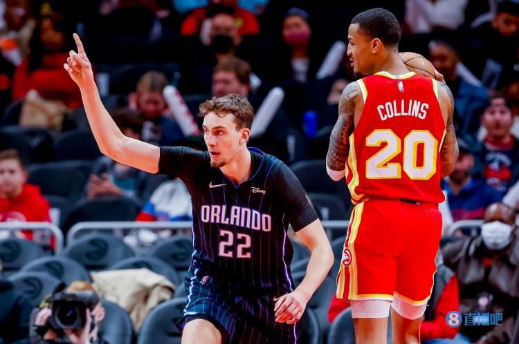 他的巨大潜 他的巨大潜